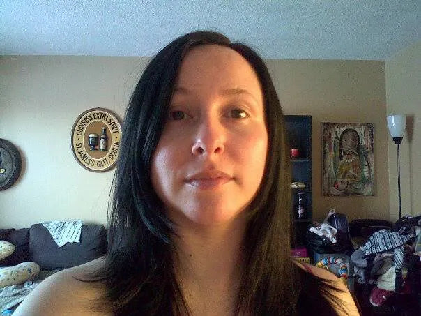 files/naked-face-2579849.webp